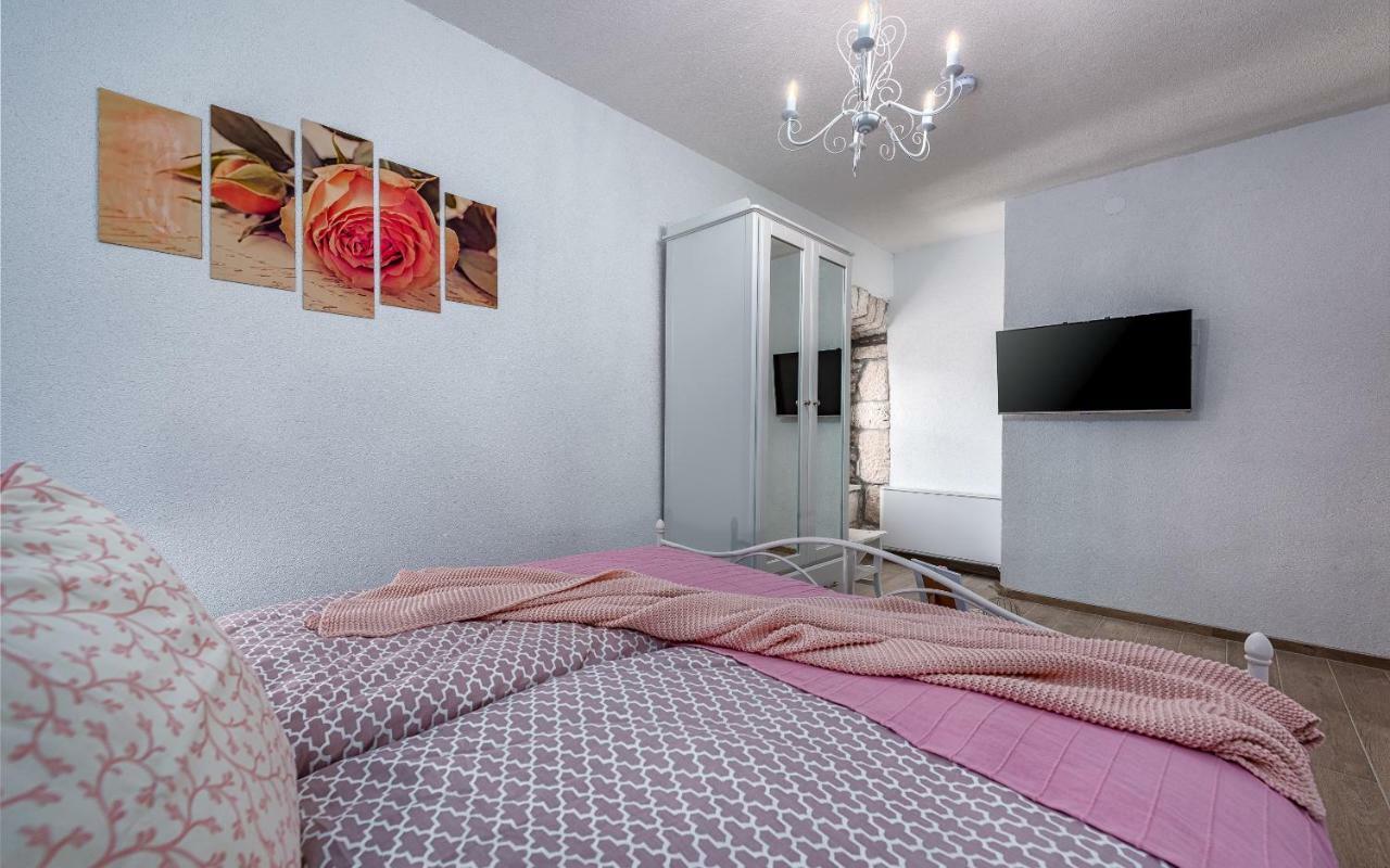 Casa Di Roccia Villa Marčana Dış mekan fotoğraf